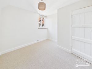 Bedroom 4- click for photo gallery